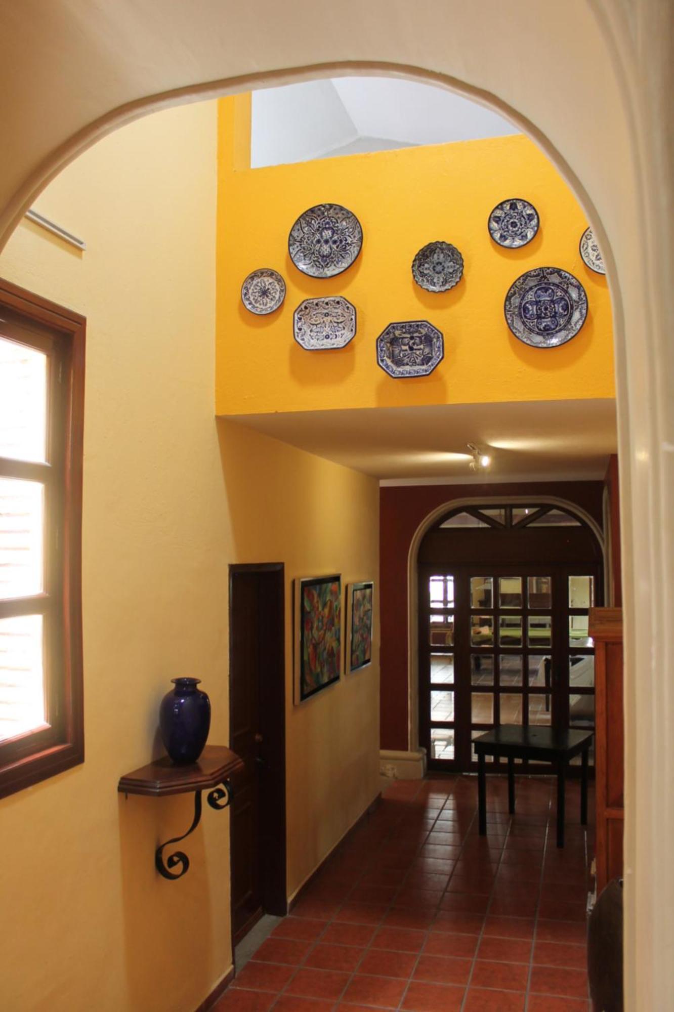 Hotel Art Gallery Casona De Los Milagros Colima Bagian luar foto